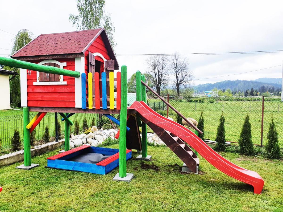 Apartamenty Goraleczka Z Widokiem- Pokoj Zabaw Czarna Gora Bagian luar foto