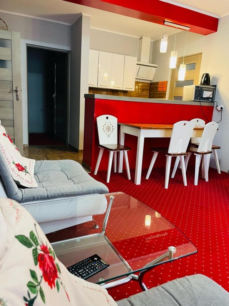Apartamenty Goraleczka Z Widokiem- Pokoj Zabaw Czarna Gora Bagian luar foto