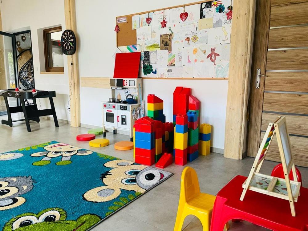 Apartamenty Goraleczka Z Widokiem- Pokoj Zabaw Czarna Gora Bagian luar foto