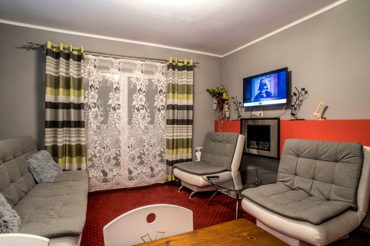 Apartamenty Goraleczka Z Widokiem- Pokoj Zabaw Czarna Gora Bagian luar foto